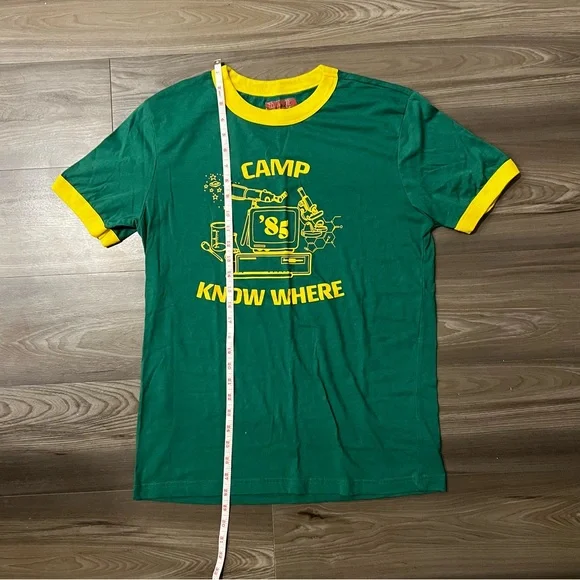 Netflix Stranger Things Ringer Shirt Men's Large in Green and Yellow - Picture 3 of 6